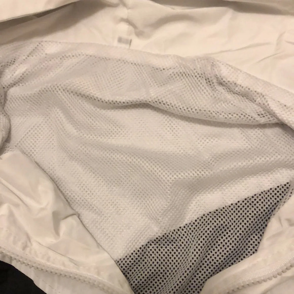 Nike Windbreaker - Picture 6 of 7